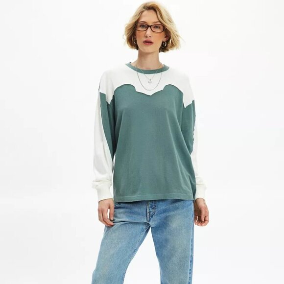 NWT Urban Outfitters BDG Cowboy Oversized Green Crew Neck Tee - Picture 5 of 5